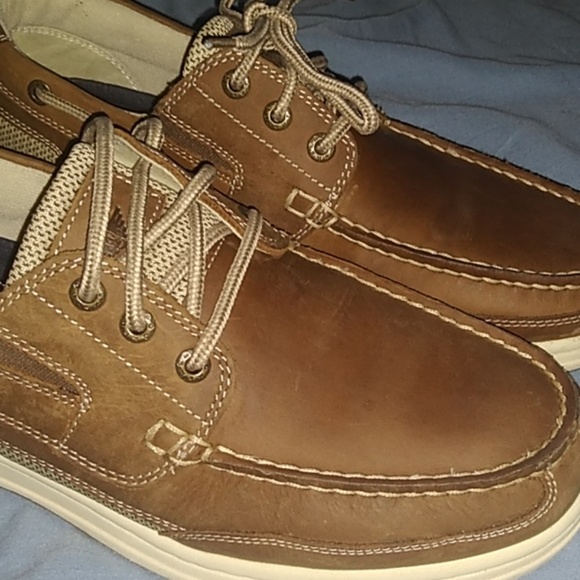 Shoes - Picture 2 of 2